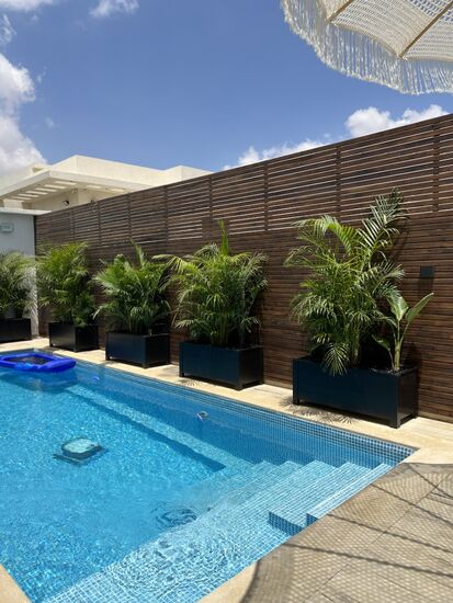 אדניות אלומיניום